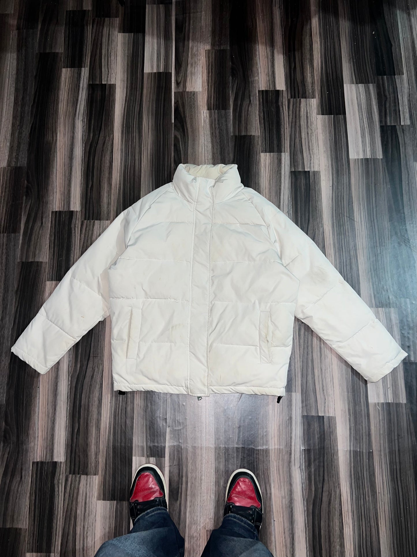 A Premium Puffer(Buy one get one free) L/XL