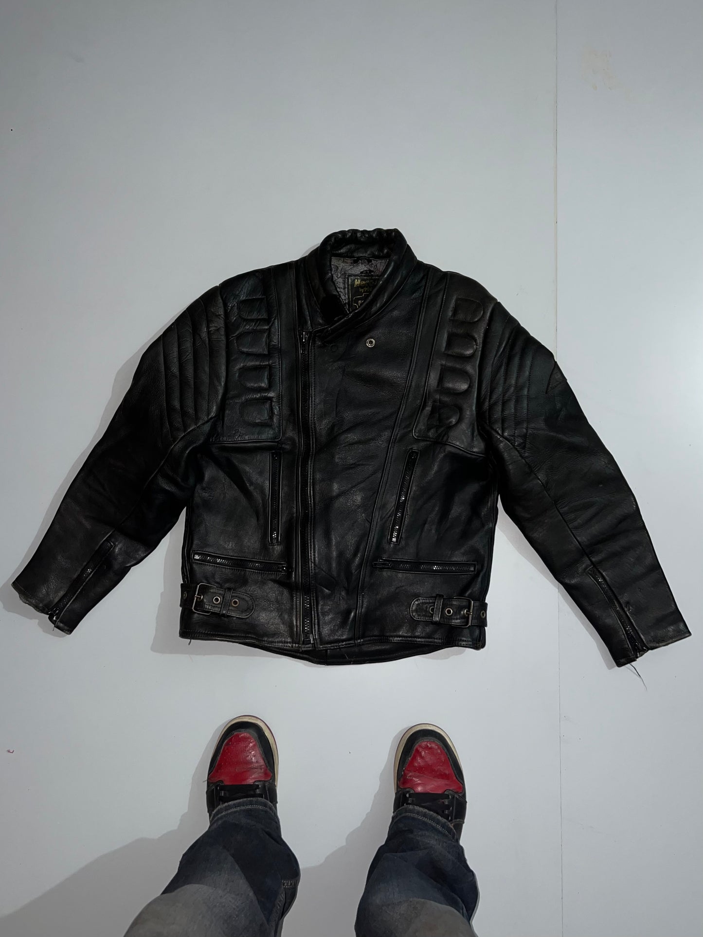 A *Super Premium Original Leather (RARE PADDED) (S/M)