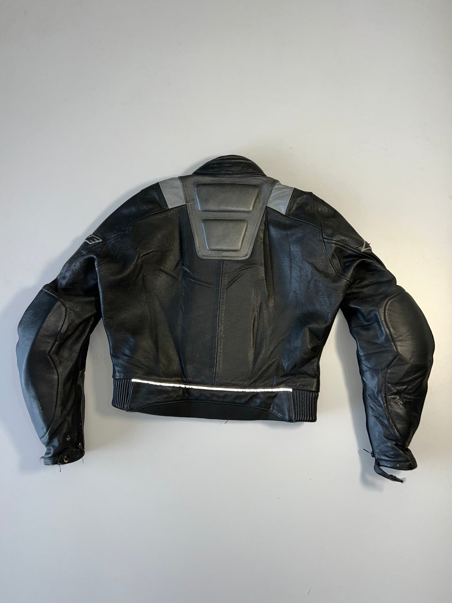 ZSuper Premium Original BOSE Leather Racing JACKET (PADDED (XS/S)