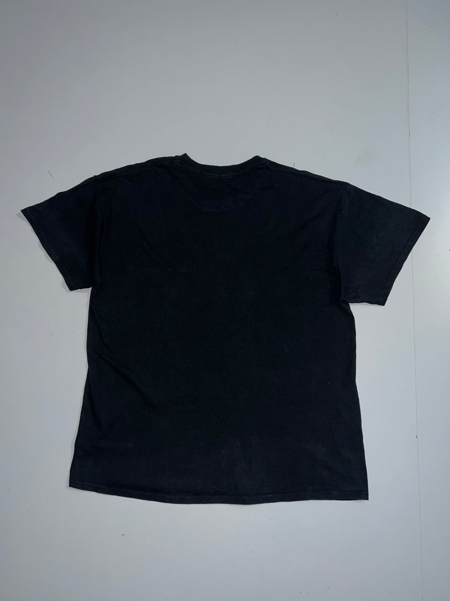 ! Rick& Morty Authentic Tee Size - (XL)