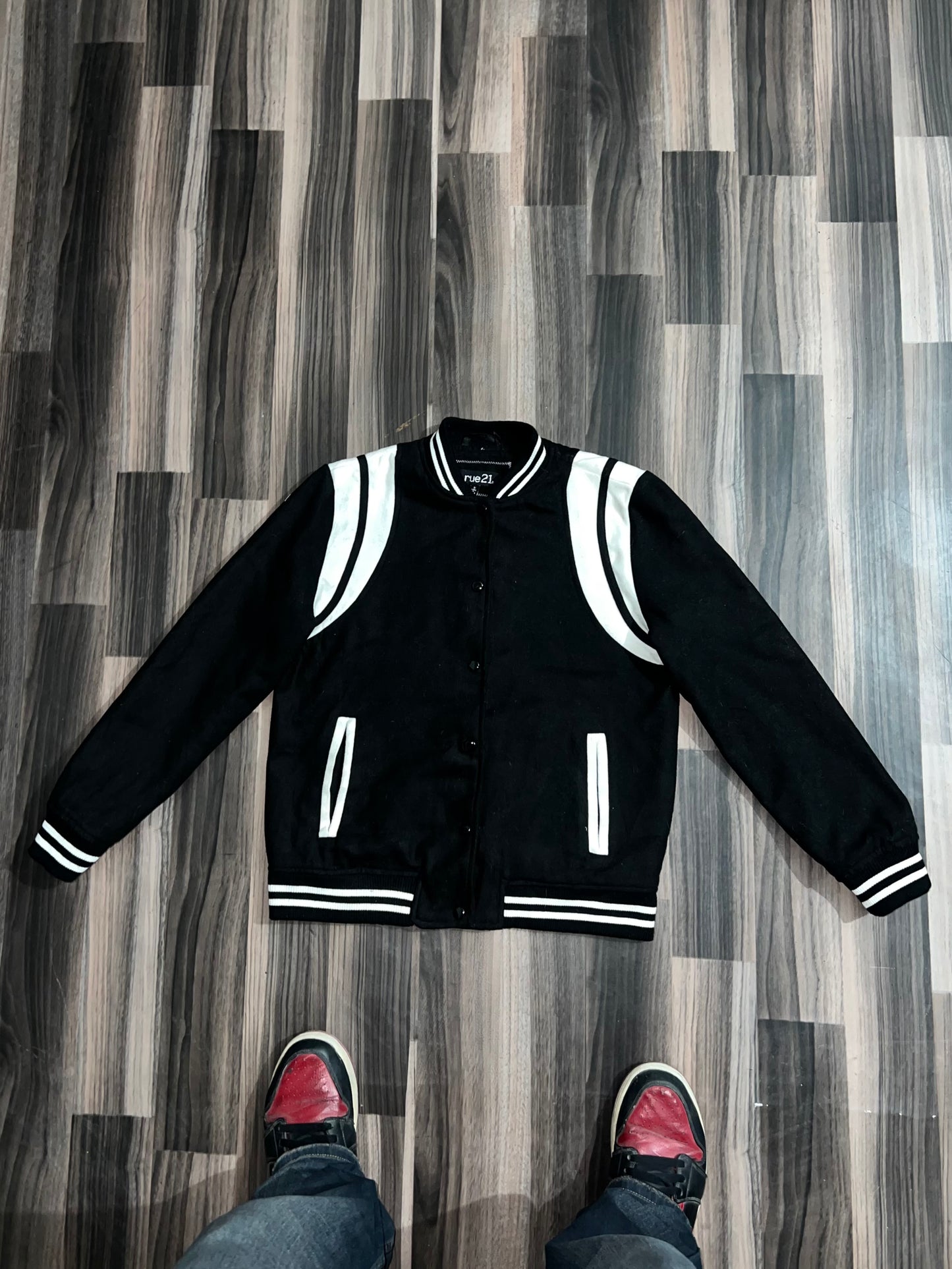 ZPremium Minimal Varsity Jacket (S/M)