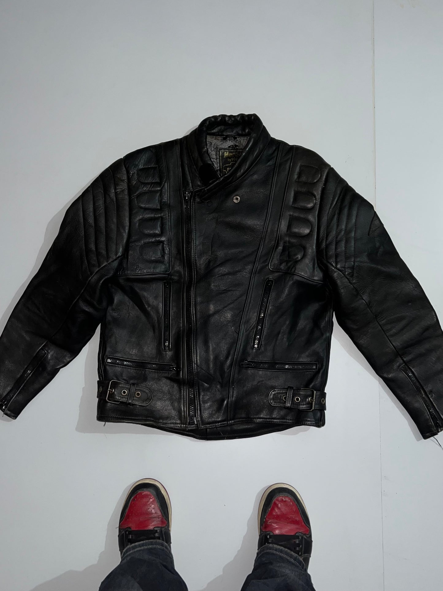 A *Super Premium Original Leather (RARE PADDED) (S/M)