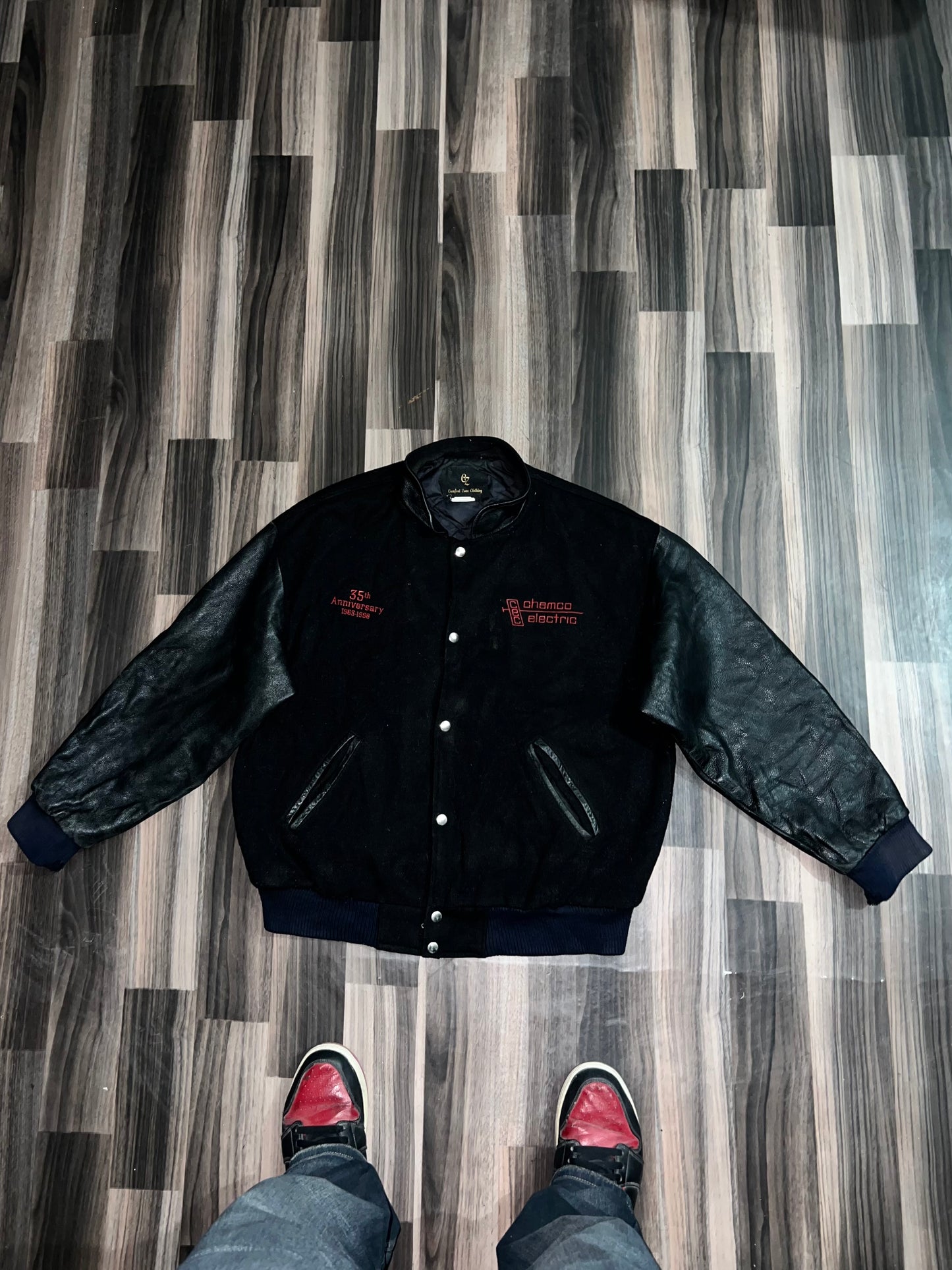 ZUltra Premium Leather Sleeve Varsity Jacket (L/XL)