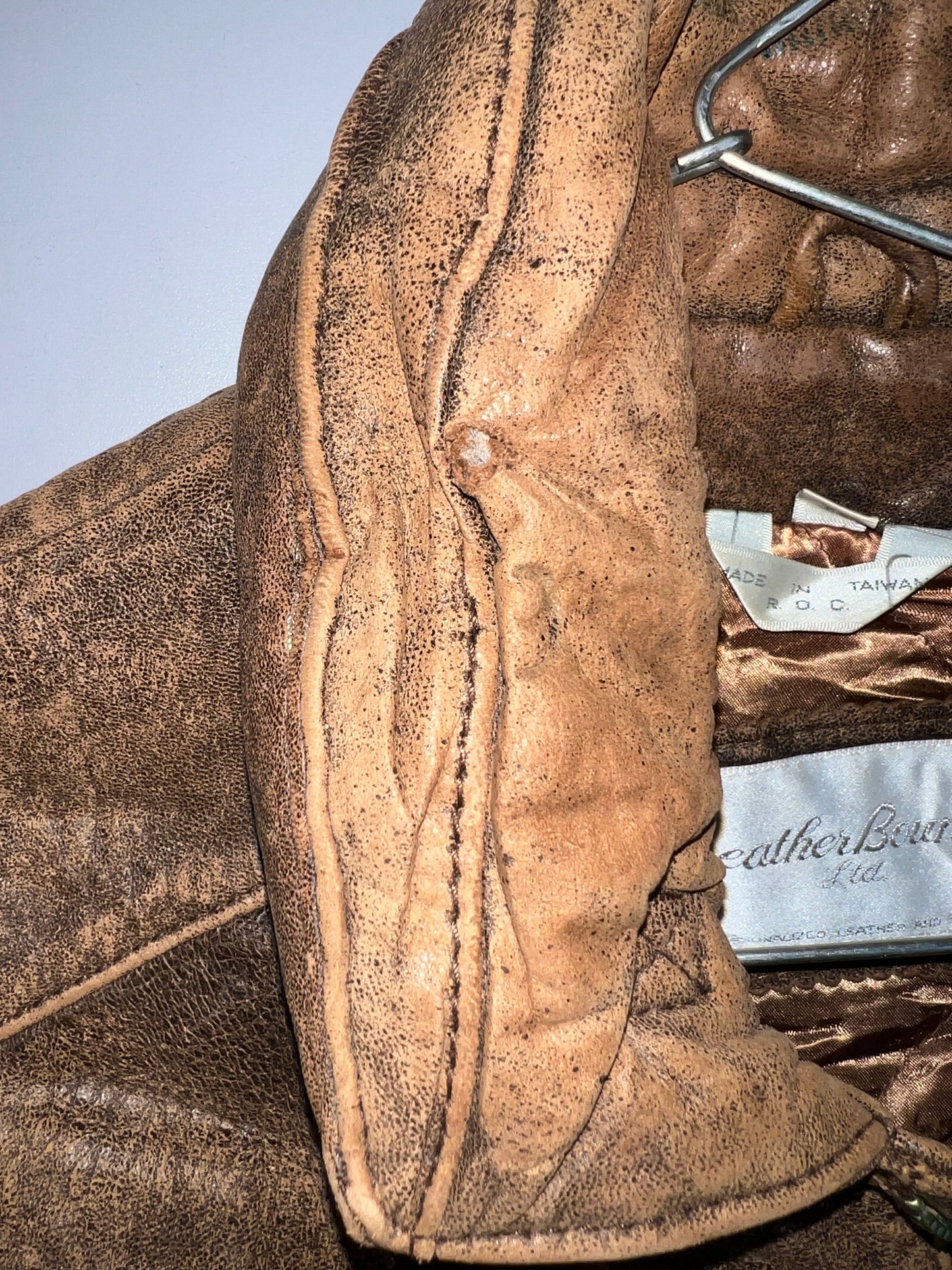 ! Super Premium Original Leather (RARE) (XL)