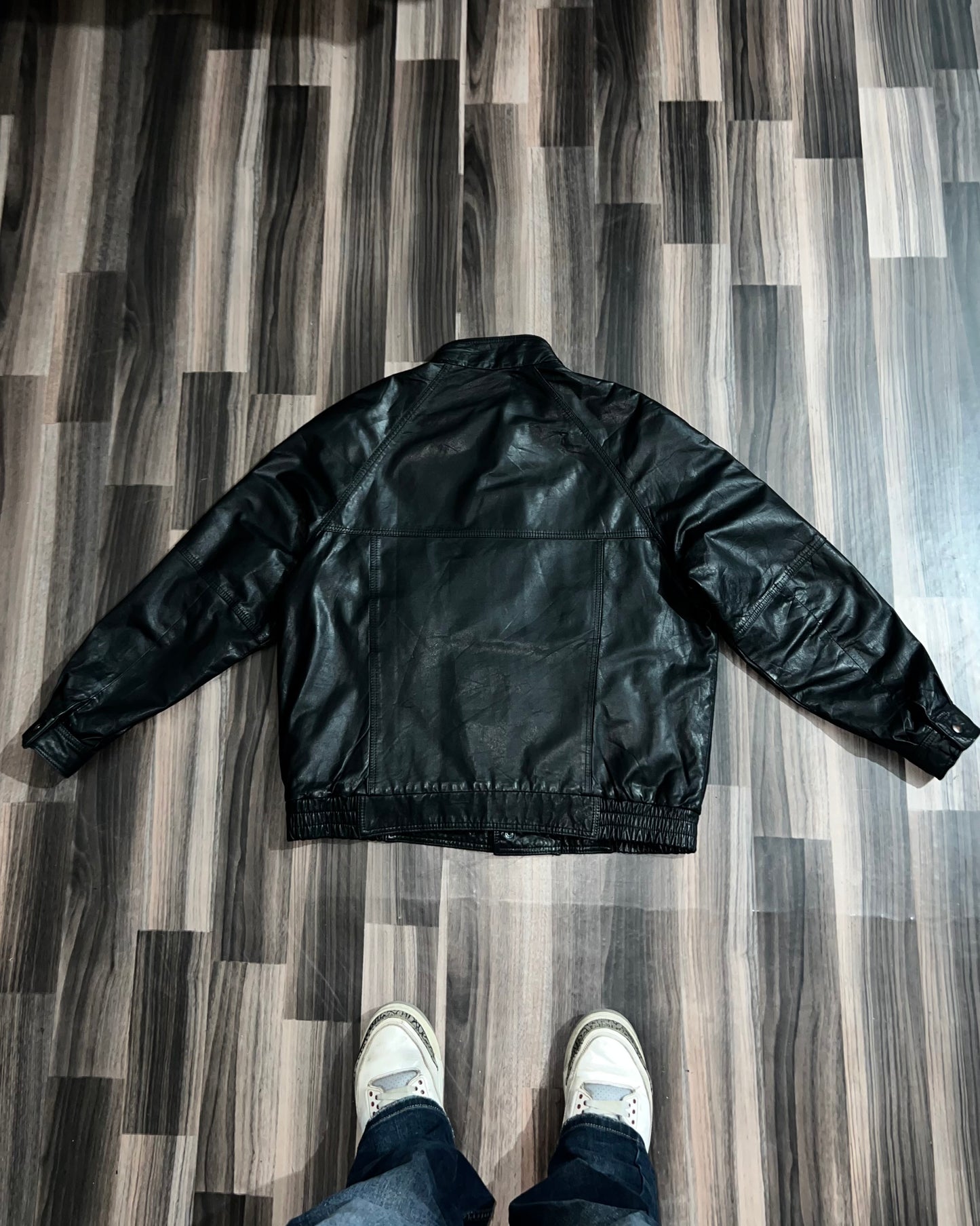 Premium Leather(Buy one get one free)L/Xl