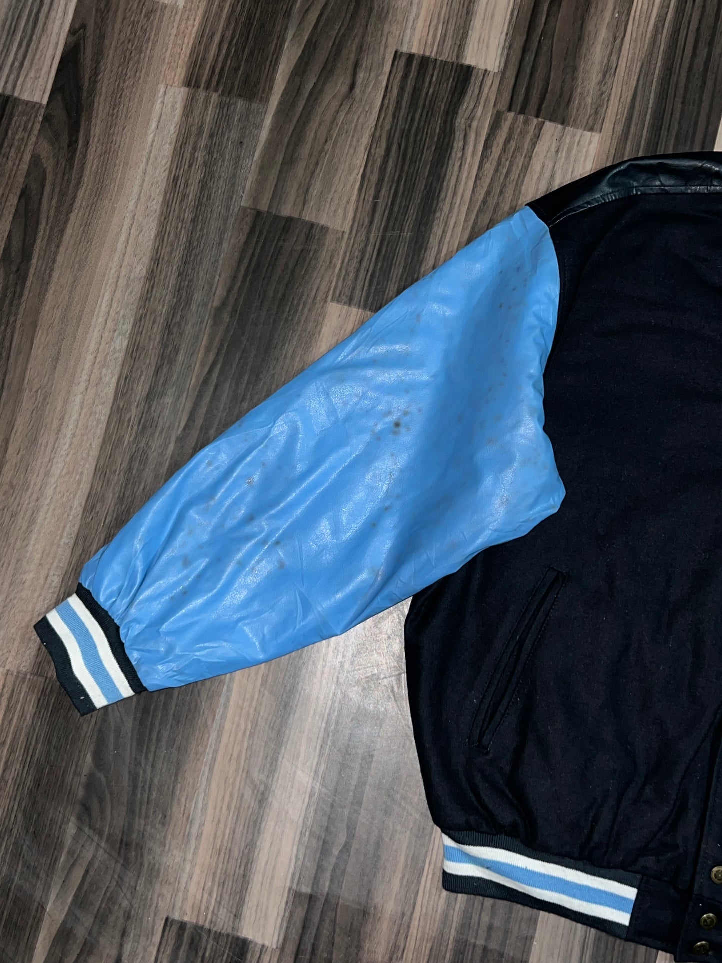 ZUltra Premium Original Leather (L/XL) *Marks on sleeve