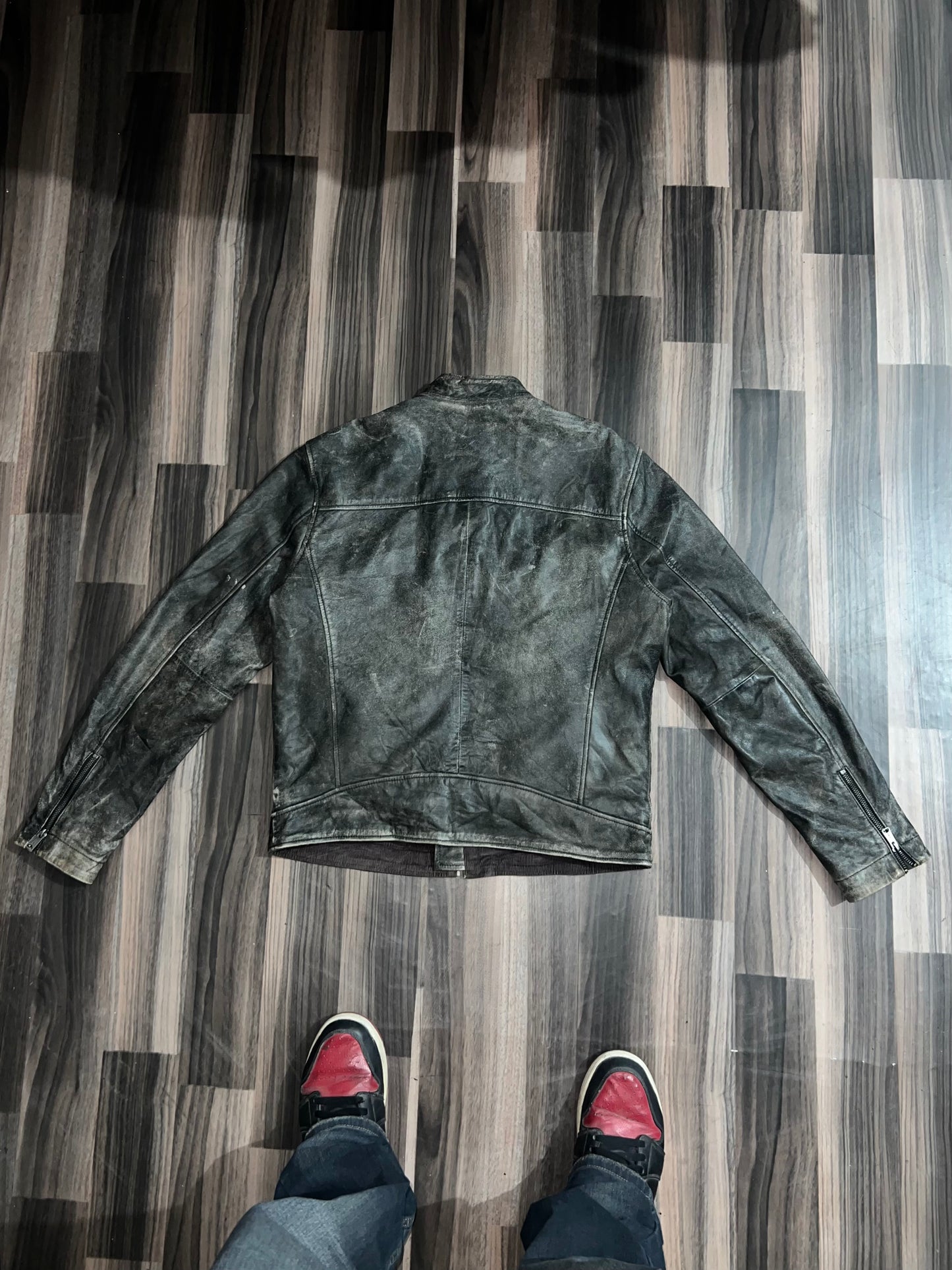 ZPremium Leather rare (buy one get one free) M/L