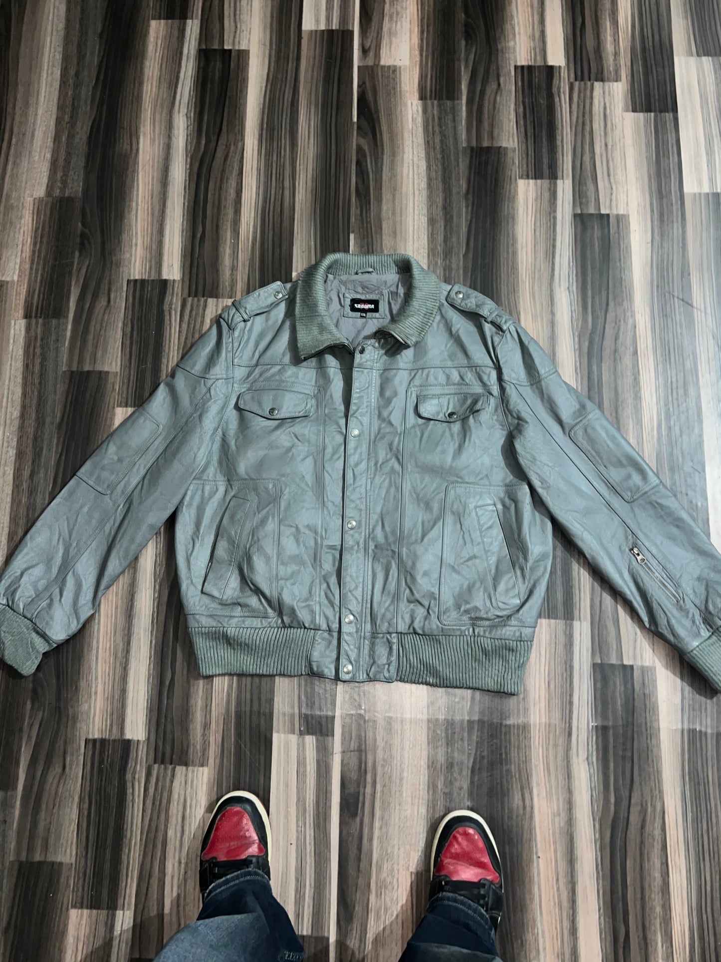 A Premium Leather(BOGO) Xl/2XL