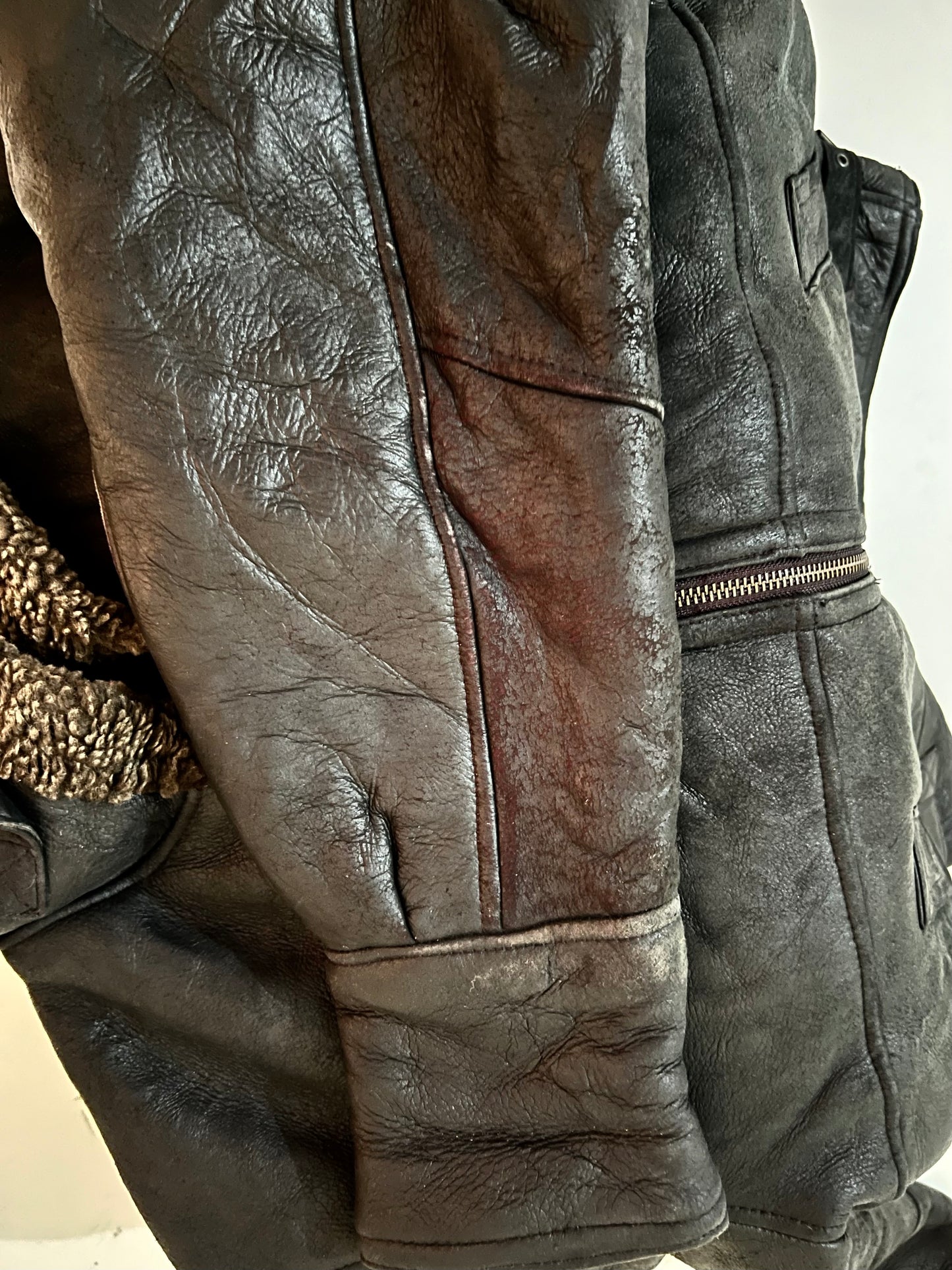 ZSuper Rare Leather Jacket | Fur inside (L)