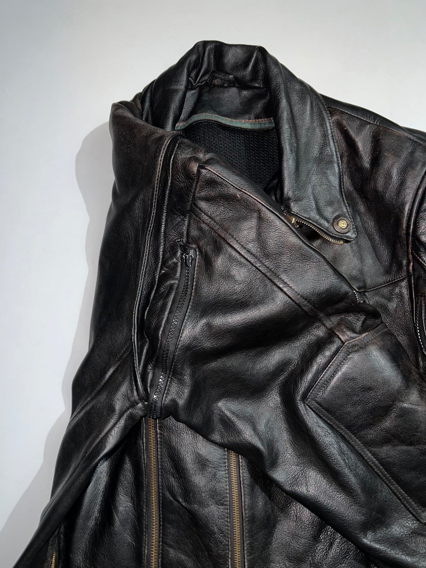 ZULTRA Premium Original Leather(RARE) Jacket (L/XL)