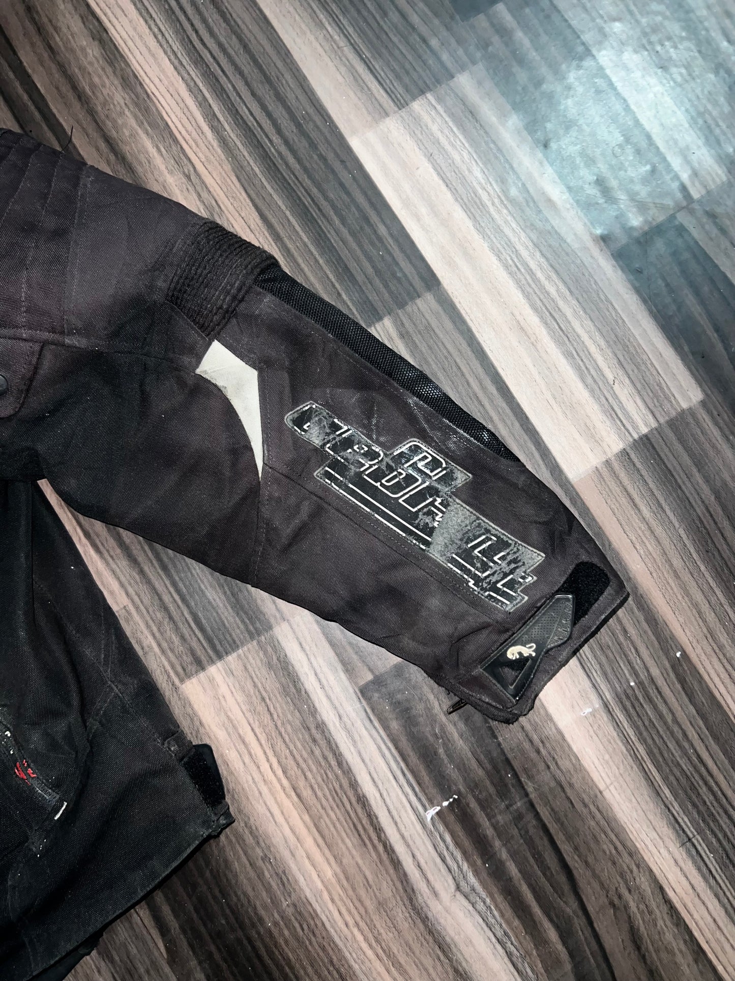 ZUltra Premium Biker Jacket with arm guard (XL)