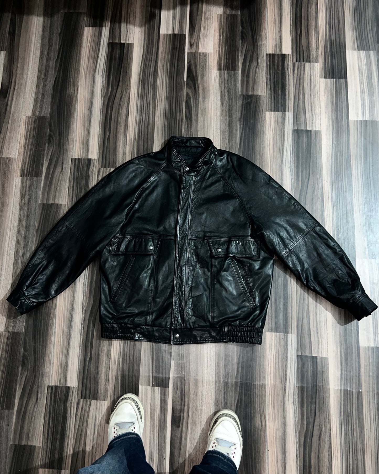 Premium Leather(Buy one get one free)L/Xl
