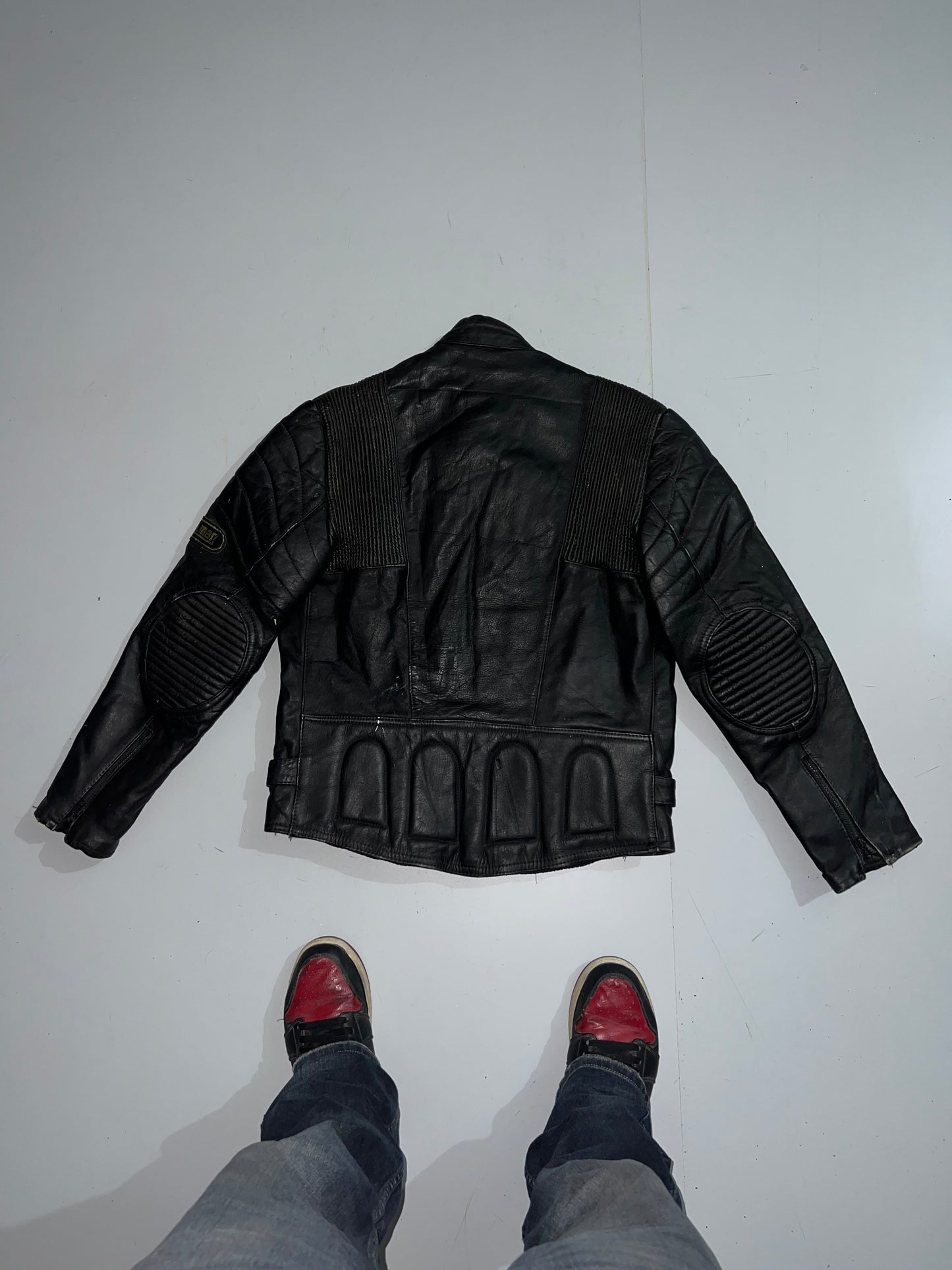 Zuper Premium Original Leather (RARE) Jacket (M/L)