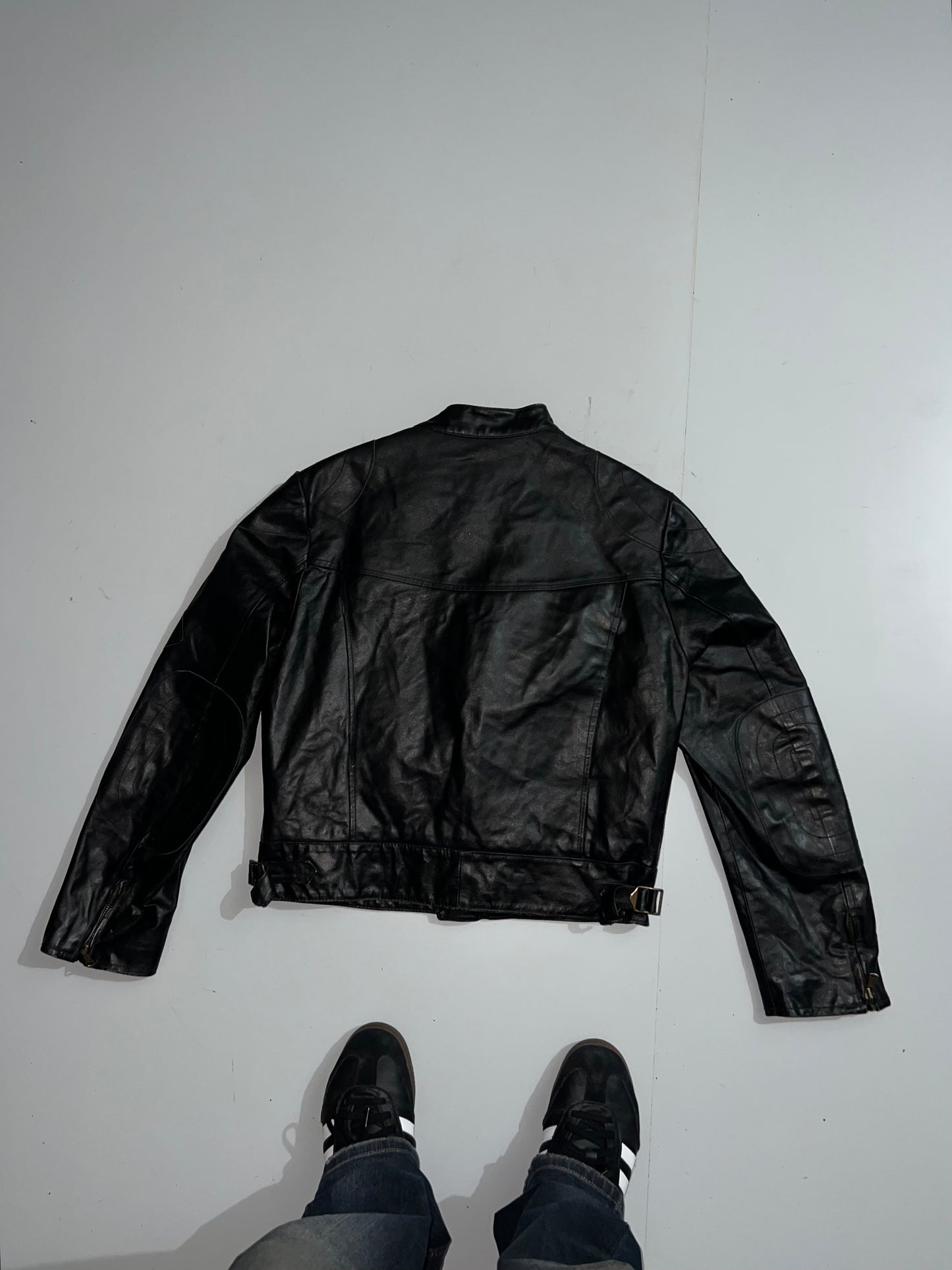 ! Super Premium Original Leather (RARE) (M/L)