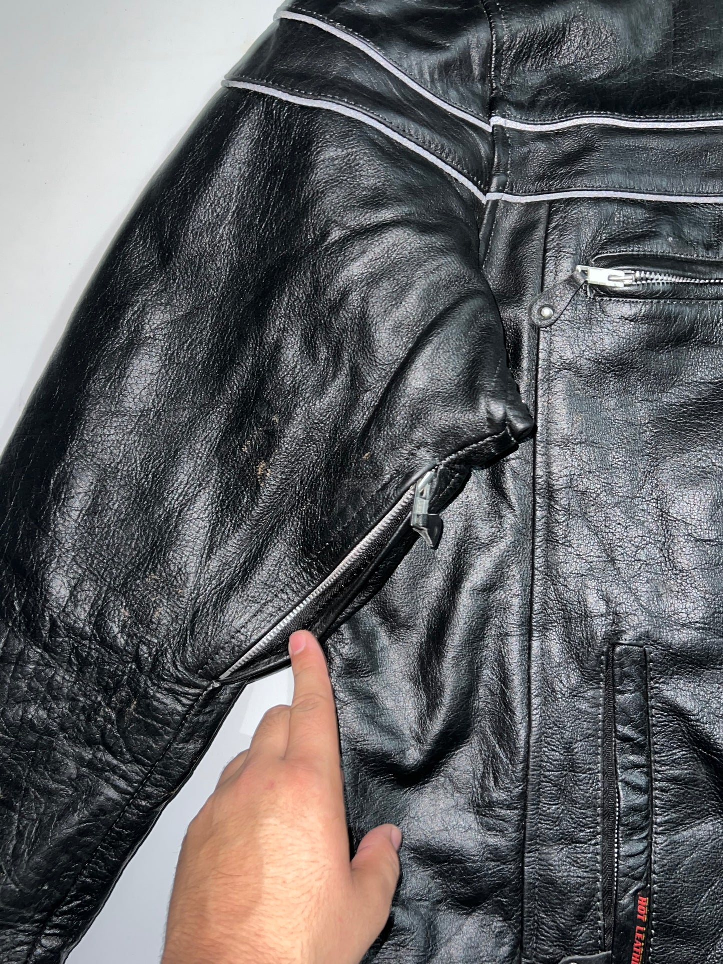 ! Super Premium Original Leather (RARE) (Pockets on Arms) (2XL/3XL)