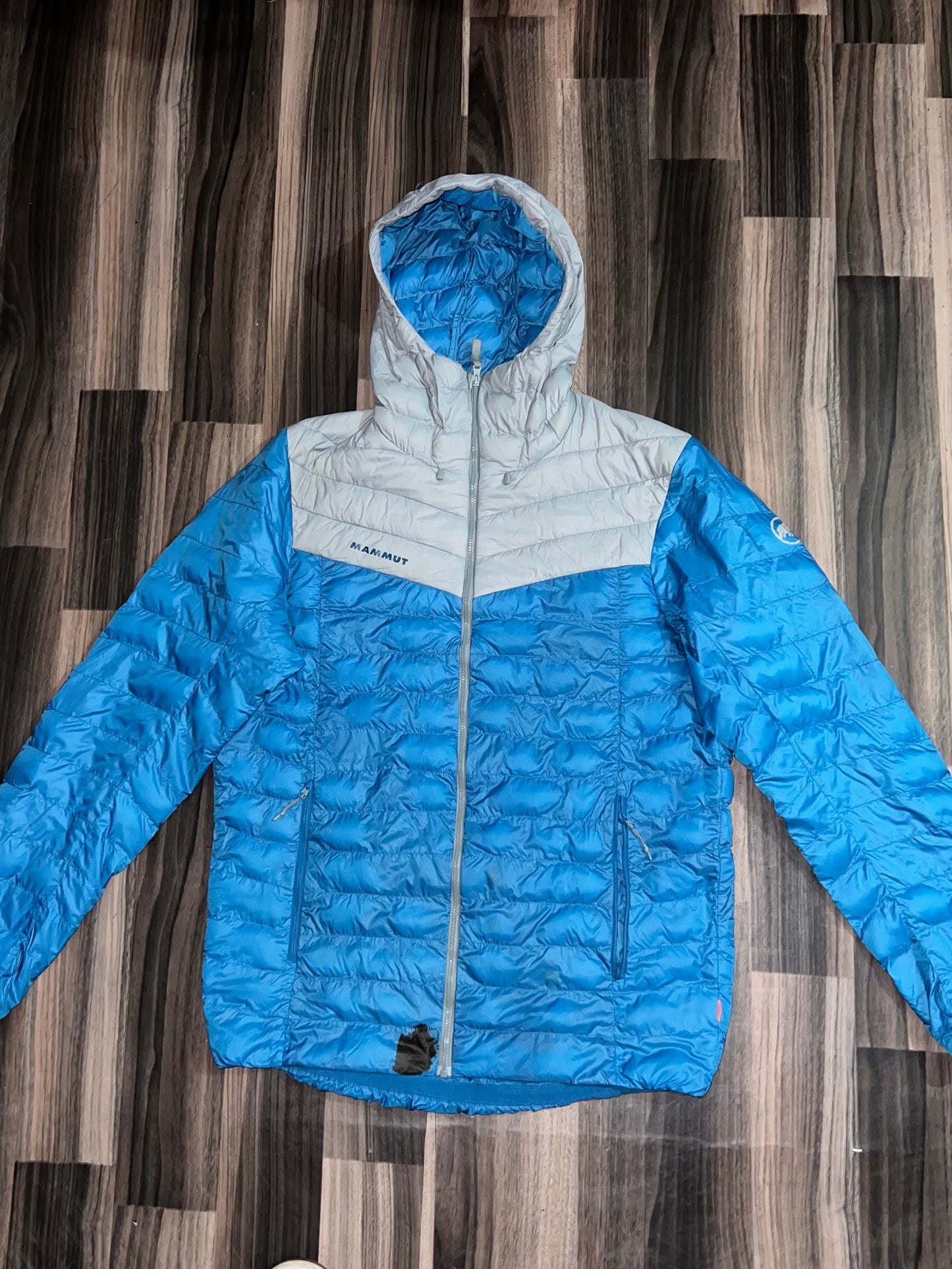 Premium Puffer Jacket (L)
