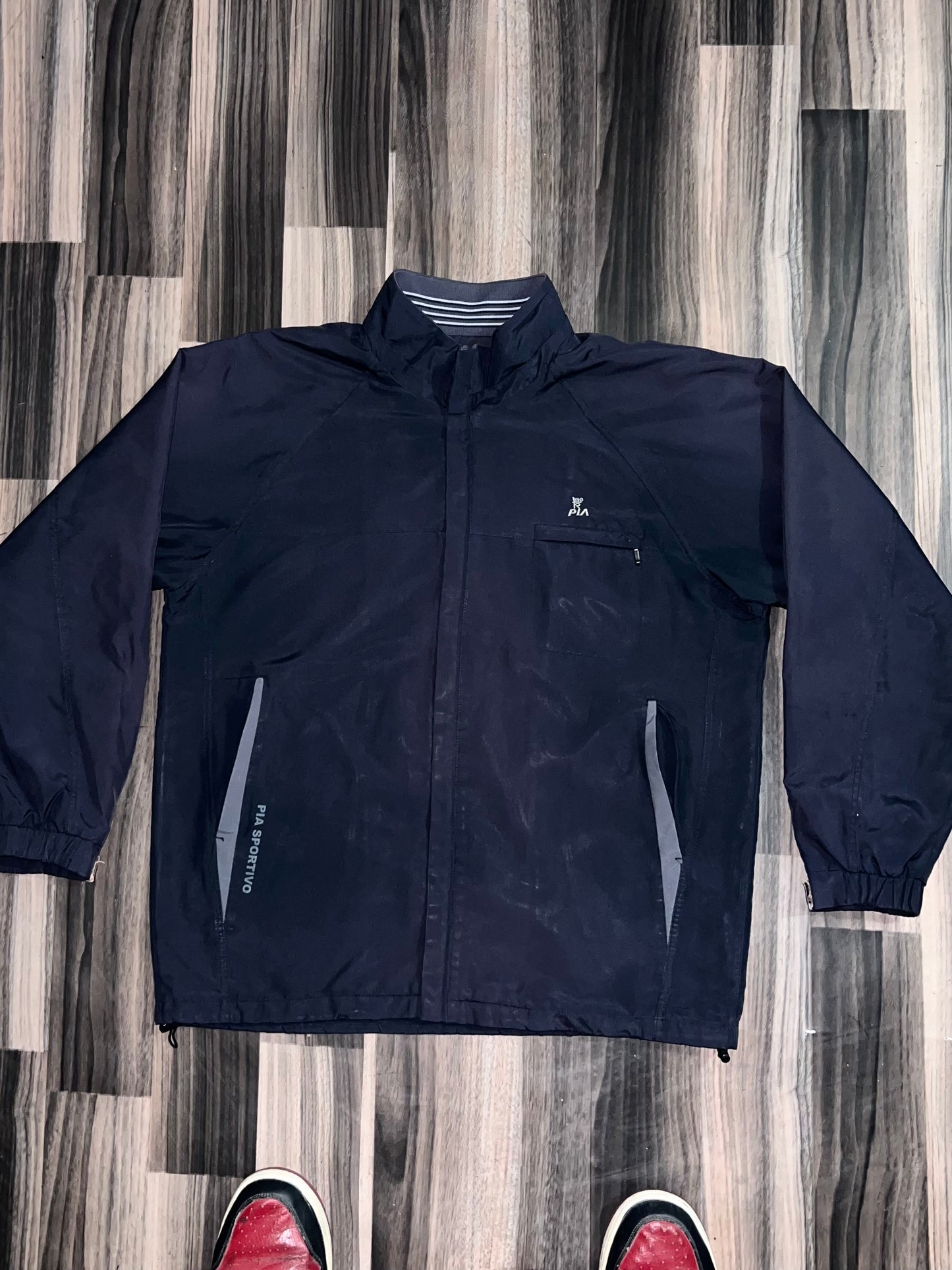 Premium Minimal Jacket (M/L)