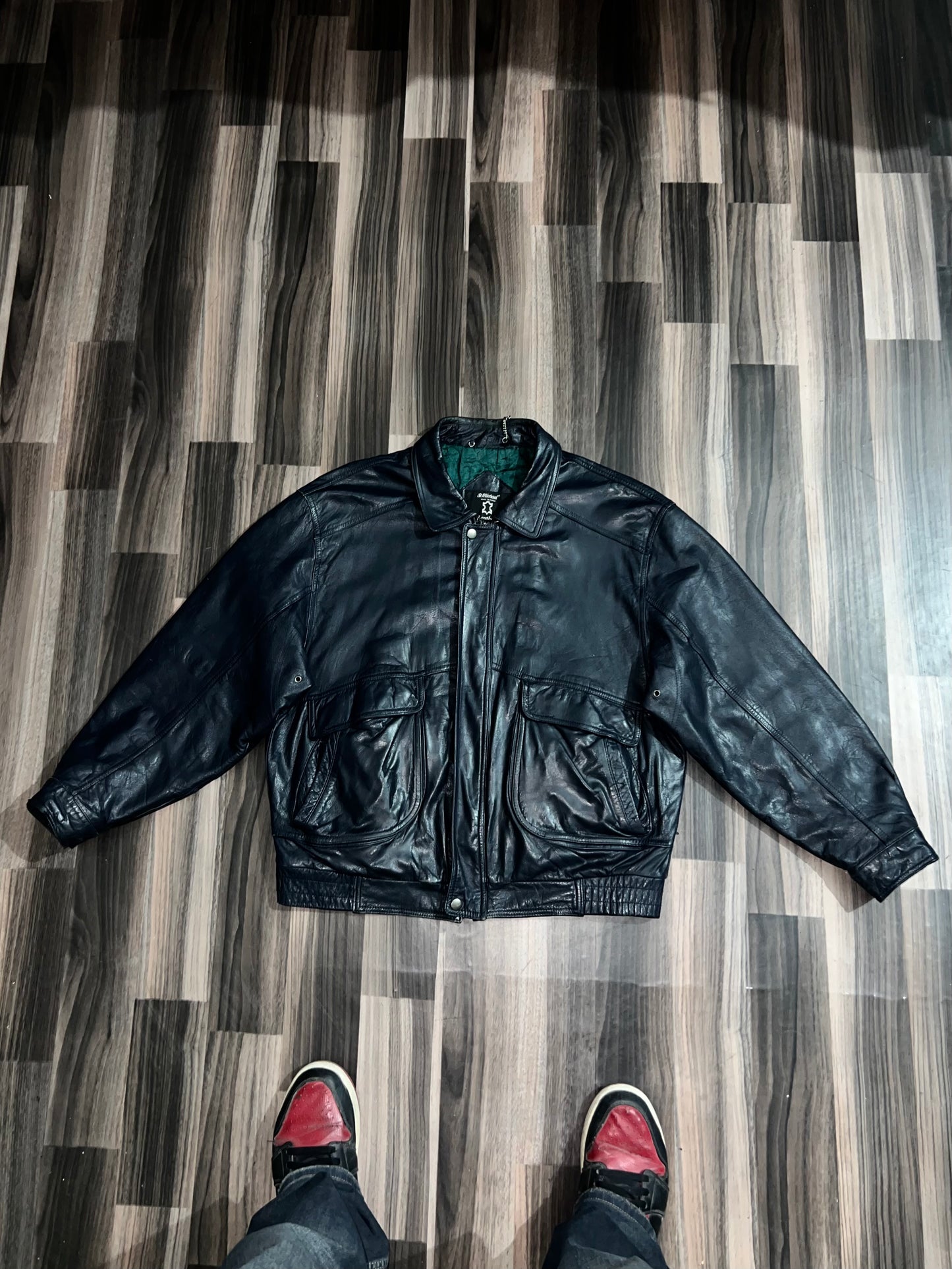 Ultra Premium Leather(Buy one get one free) L/XL