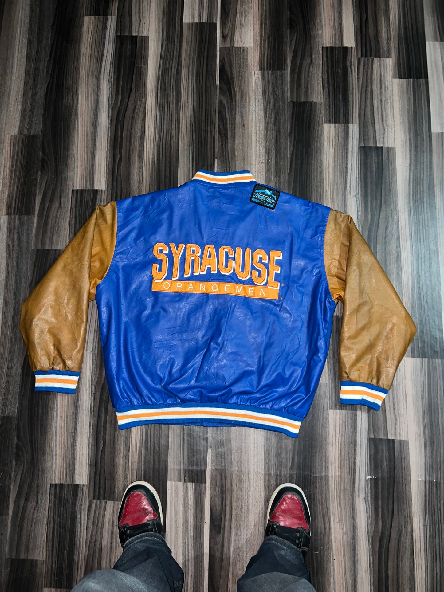 ZUltra Premium Leather Varsity (L) backside lil leather peeling, as mentioned