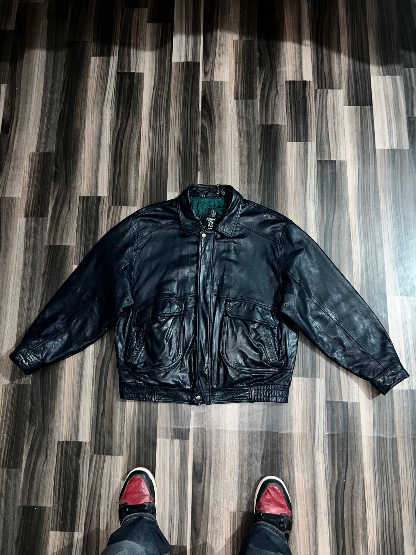 Ultra Premium Leather(Buy one get one free) L/XL