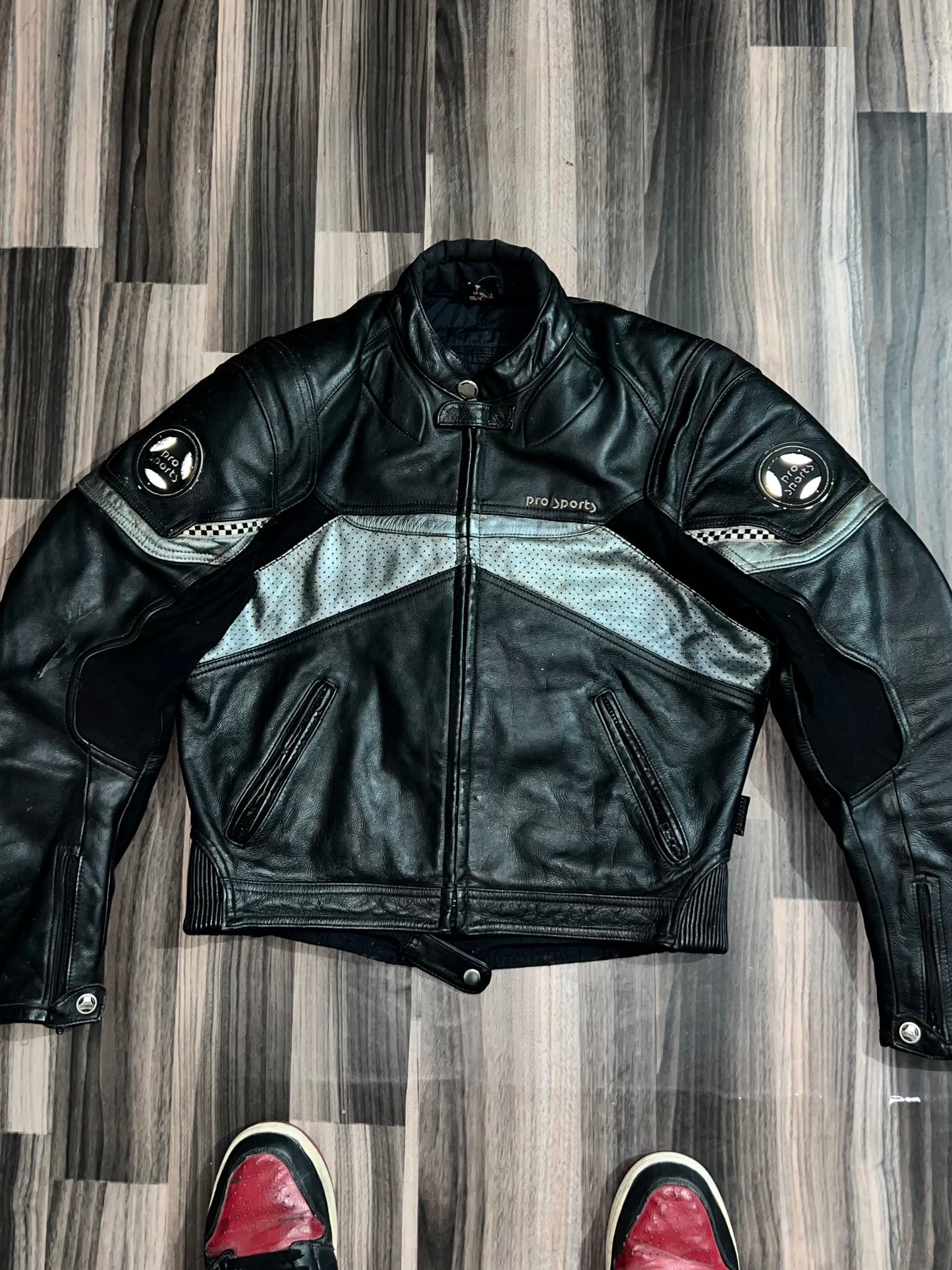 Z *Super Premium Original Leather Jacket (S/M)