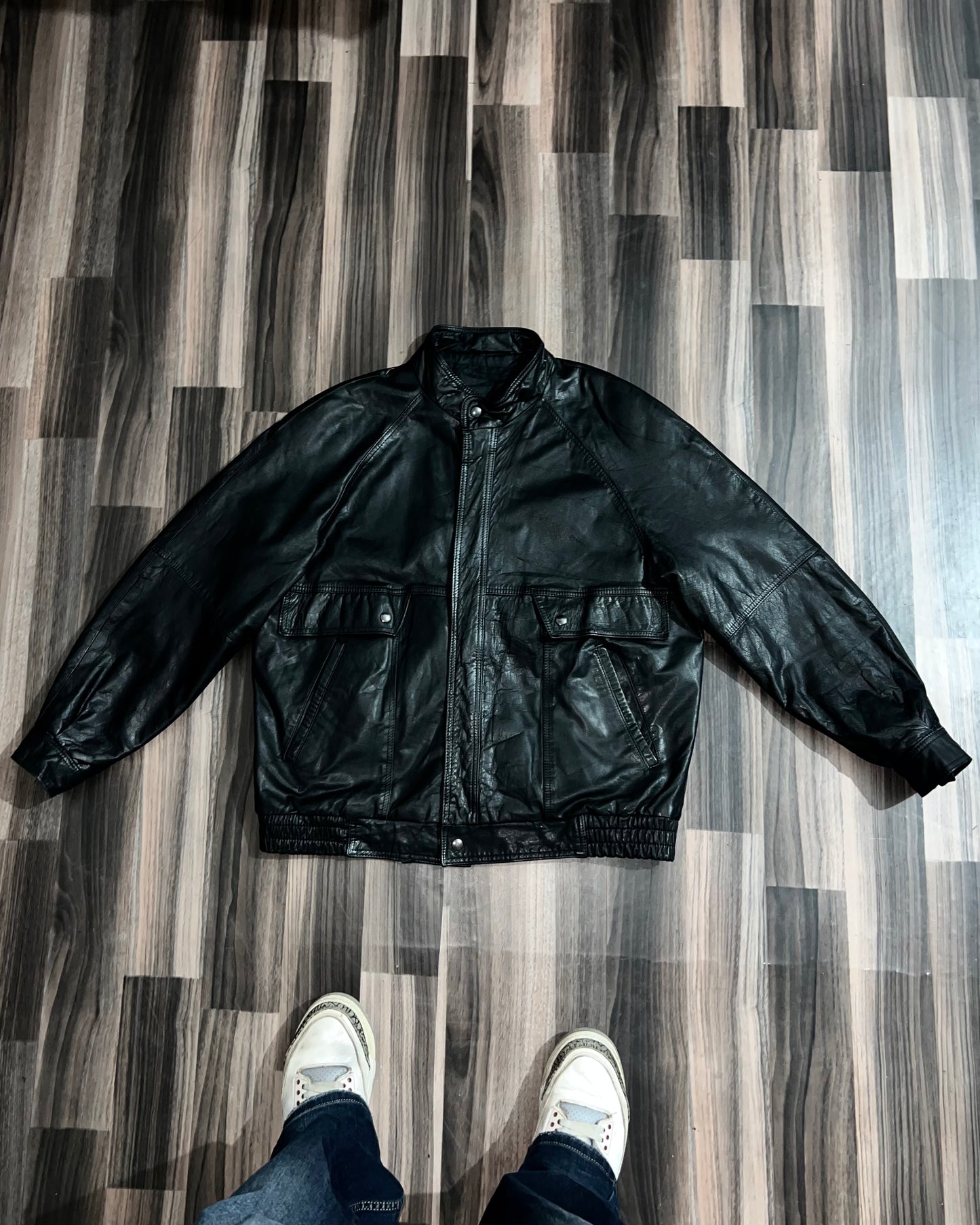 Premium Leather(Buy one get one free)L/Xl