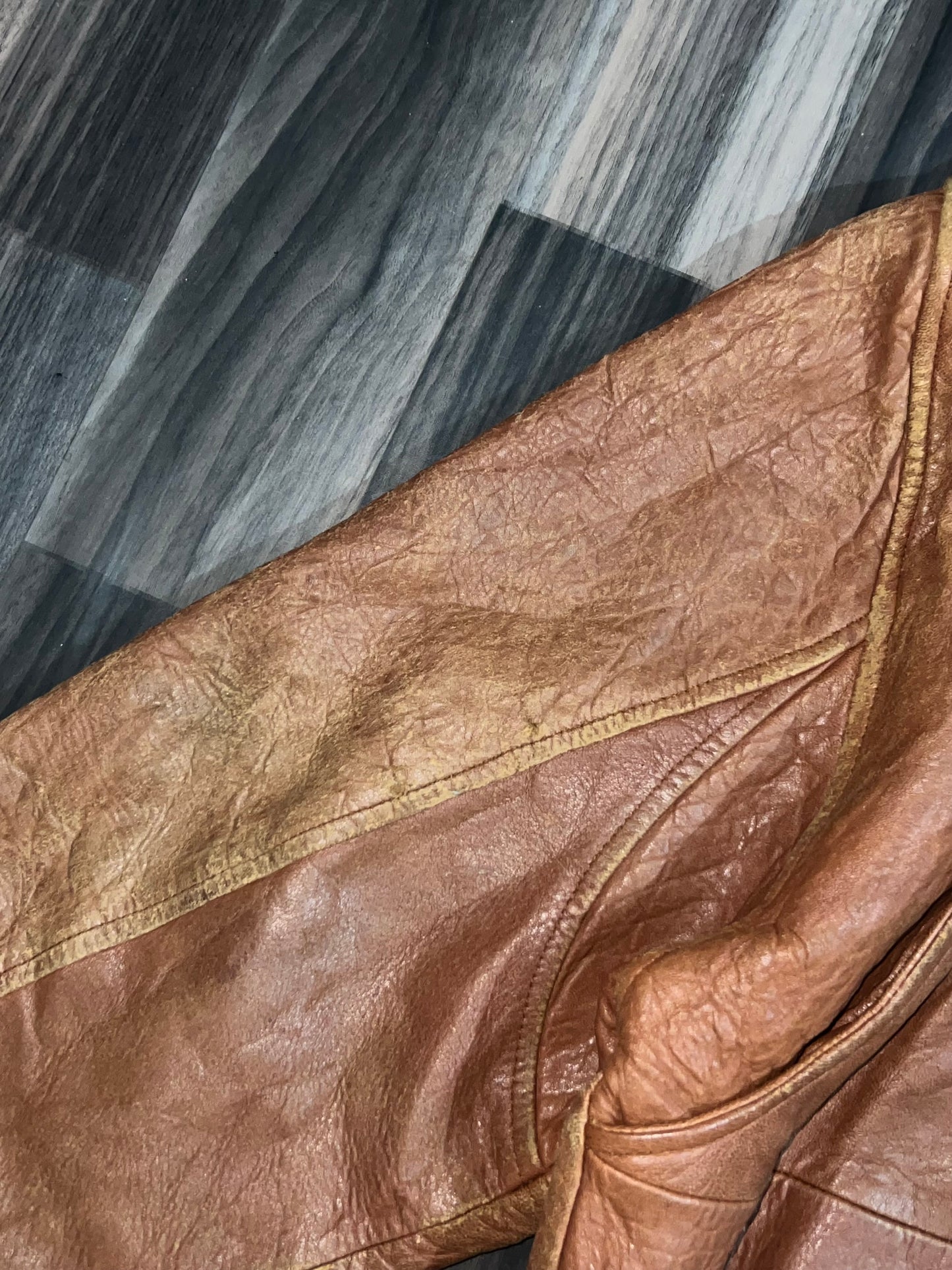 Ultra Premium Leather Jacket (L/XL) Minor cuts