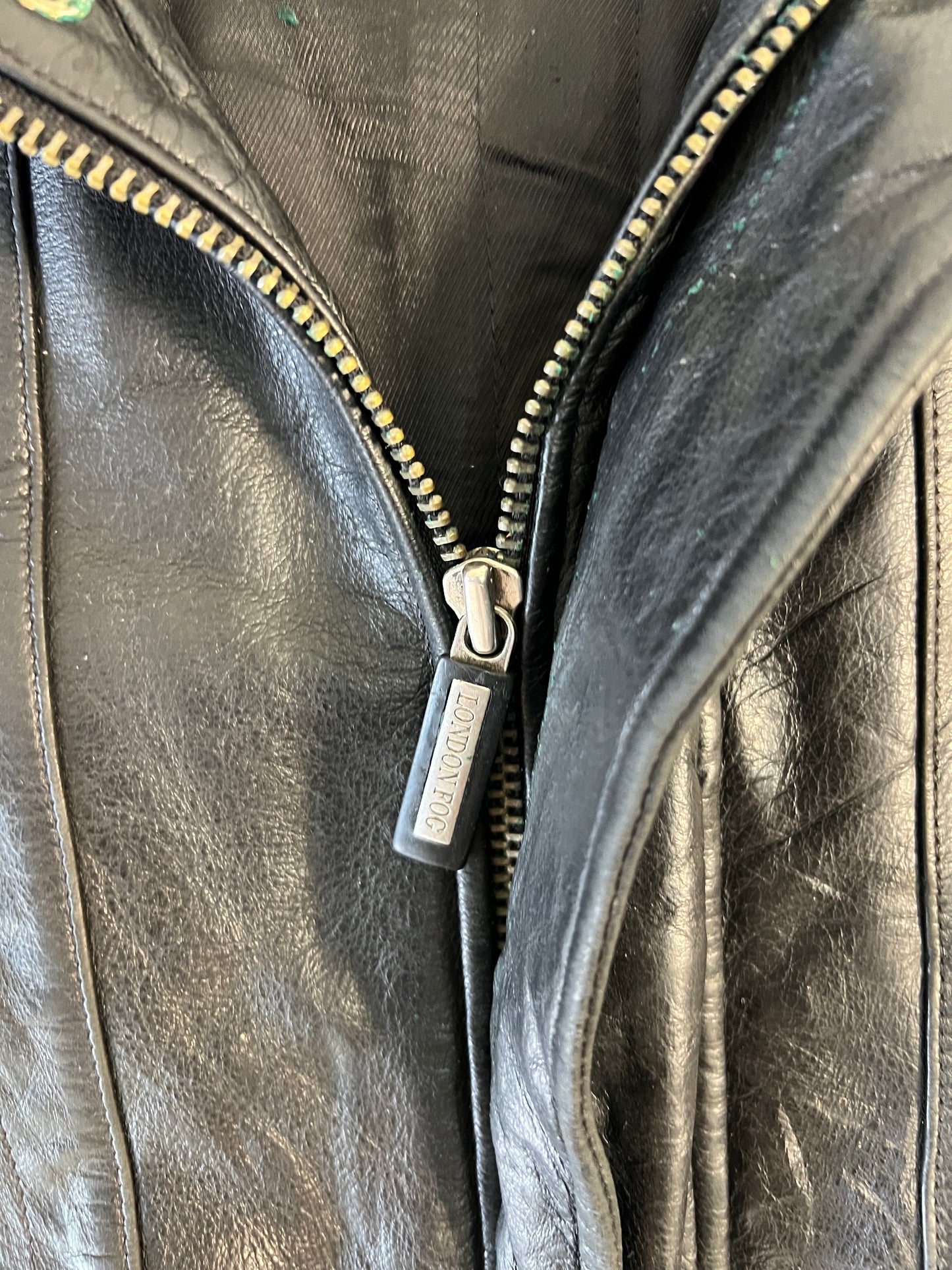 ZSuper Premium Original Leather London fog OG (RARE) jacket (L)