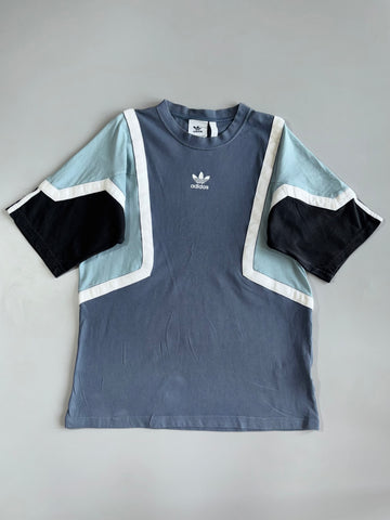 Vintage Adidas Premium Original T-shirt (M)