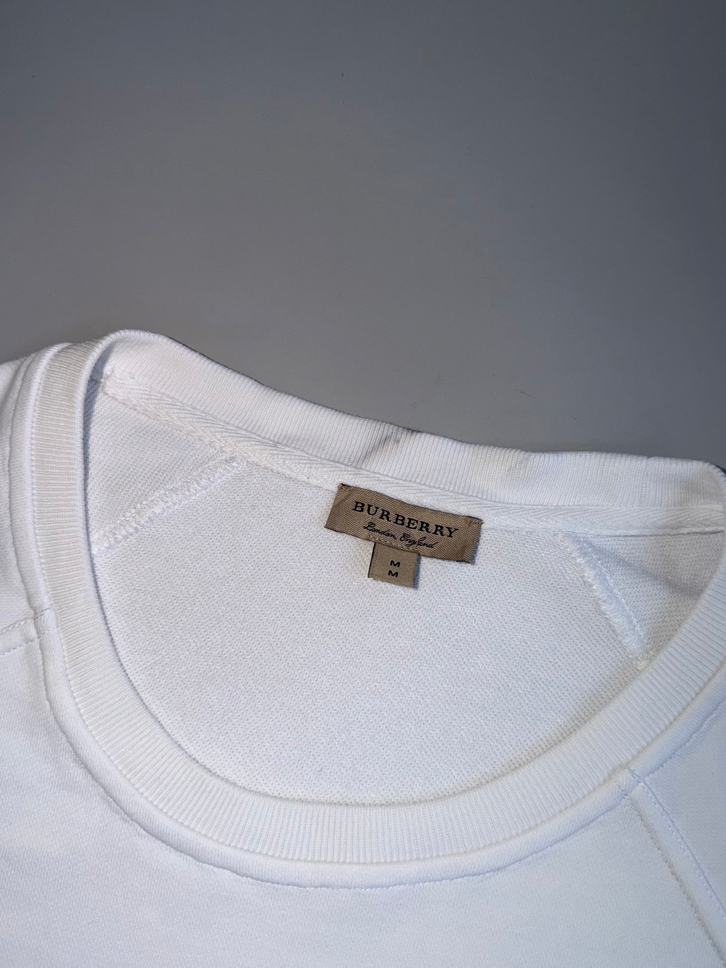 !        Vintage Burberrys London Embroidered Crewneck (RARE) (M/L)
