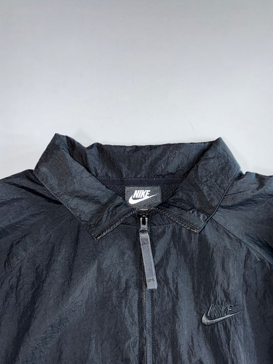 Nike Sportswear Big Swoosh Oversized Windbreaker Jacket (L/XL)