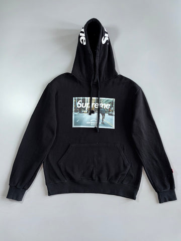 Supreme “Step Into a World” Box Logo Hoodie (M)