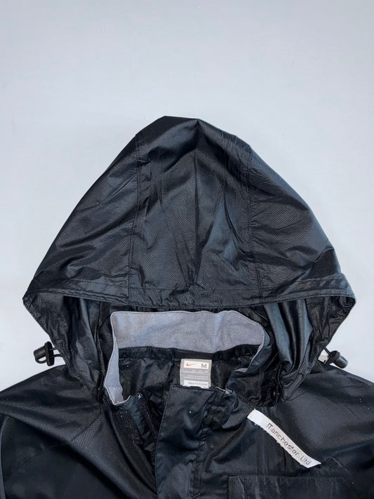 Nike x Manchester United | Detachable Hood Rain Jacket | Black (XL)