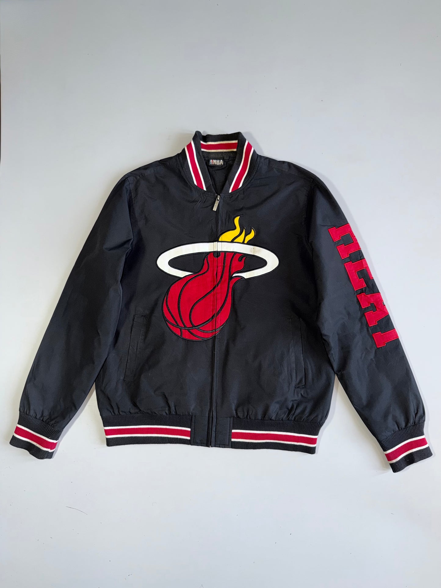 !        Vintage NBA Miami Heat Varsity Bomber Jacket (XL)