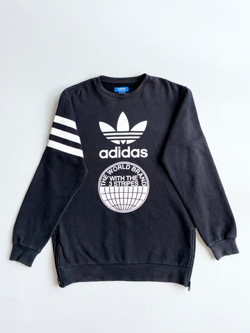 Adidas Originals "World Brand With The 3 Stripes" Crewneck – Side Zip | (M)