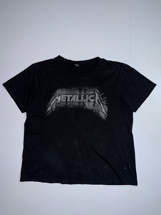 !                              Authentic Metalica Vintage tee Size (2XL)