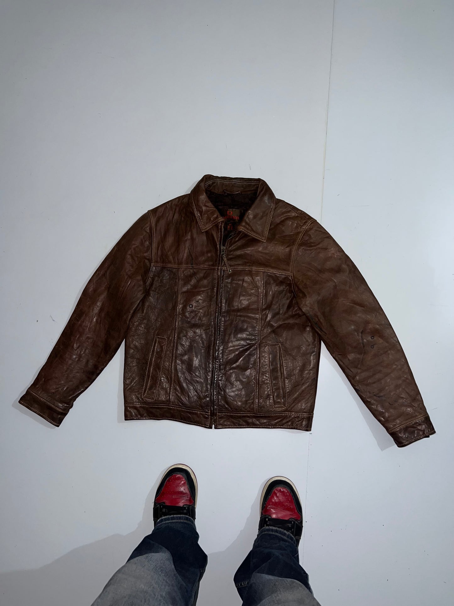 !Danier Original Leather Jacket (M)