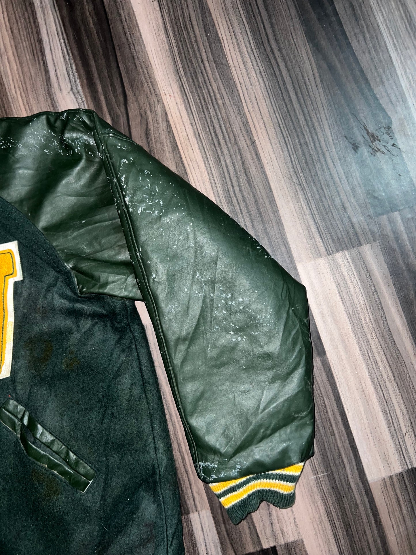 ZUltra Premium rare Leather sleeves (Marks on sleeves) XL/2Xl