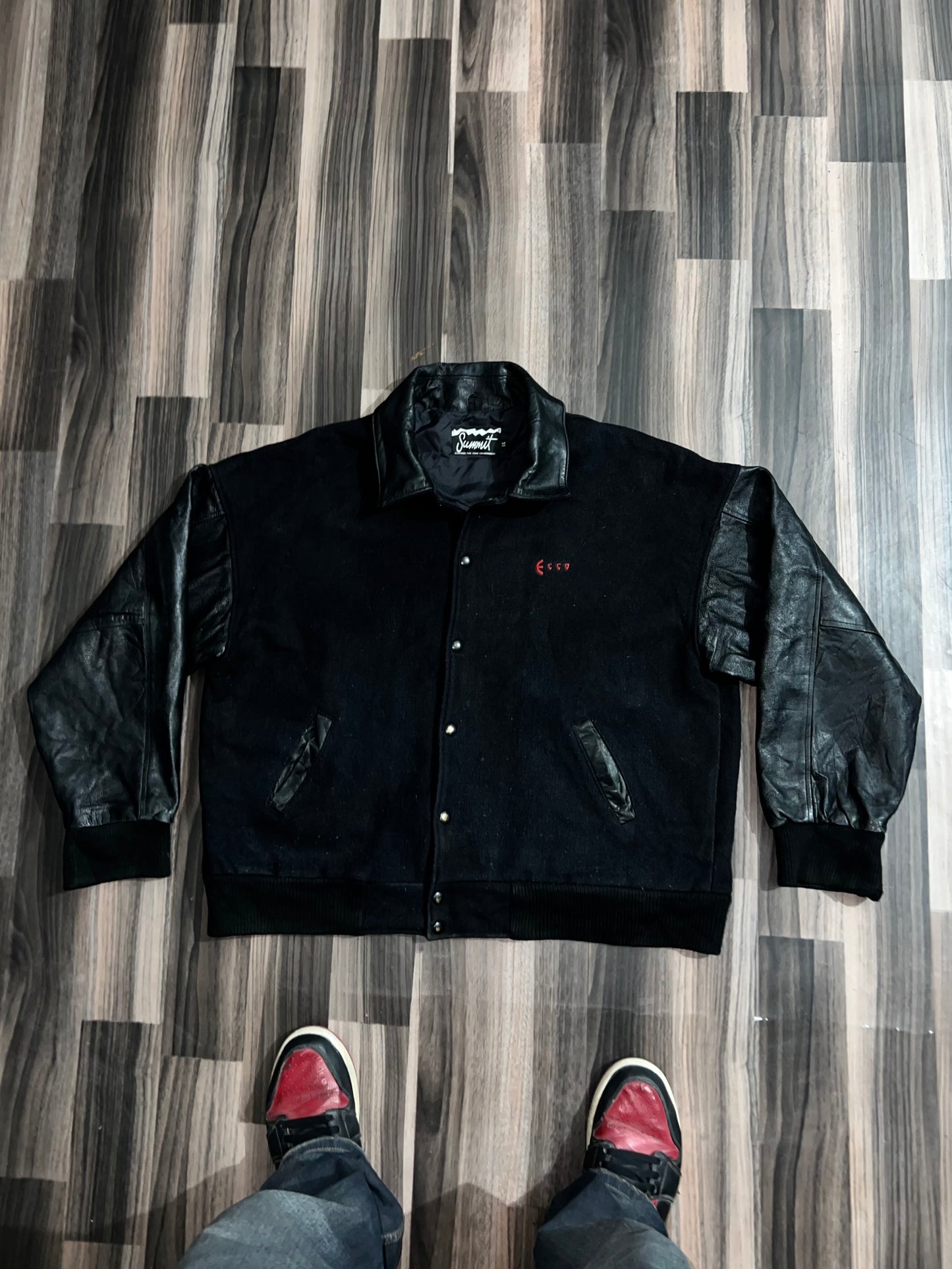 A bUltra Premium Leather Sleeve Jacket (L/XL)