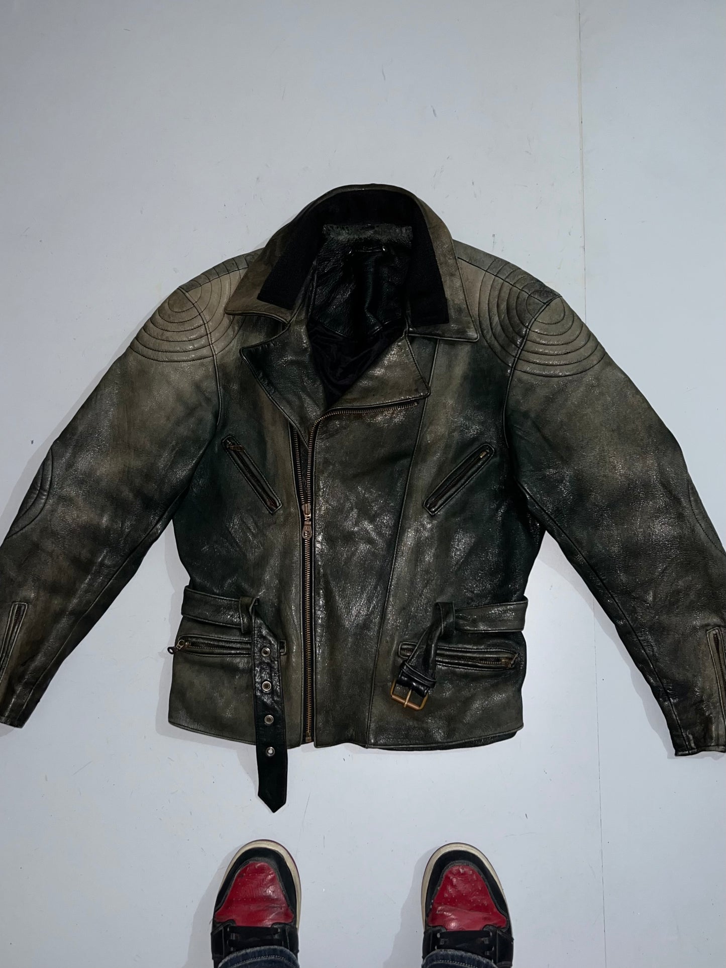 Zuper Premium Original Leather (RARE Jacket) (L)