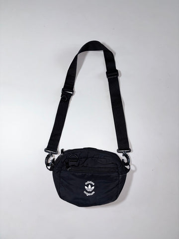 Vintage Adidas Originals Black Nylon Crossbody Bag (Inches:8)