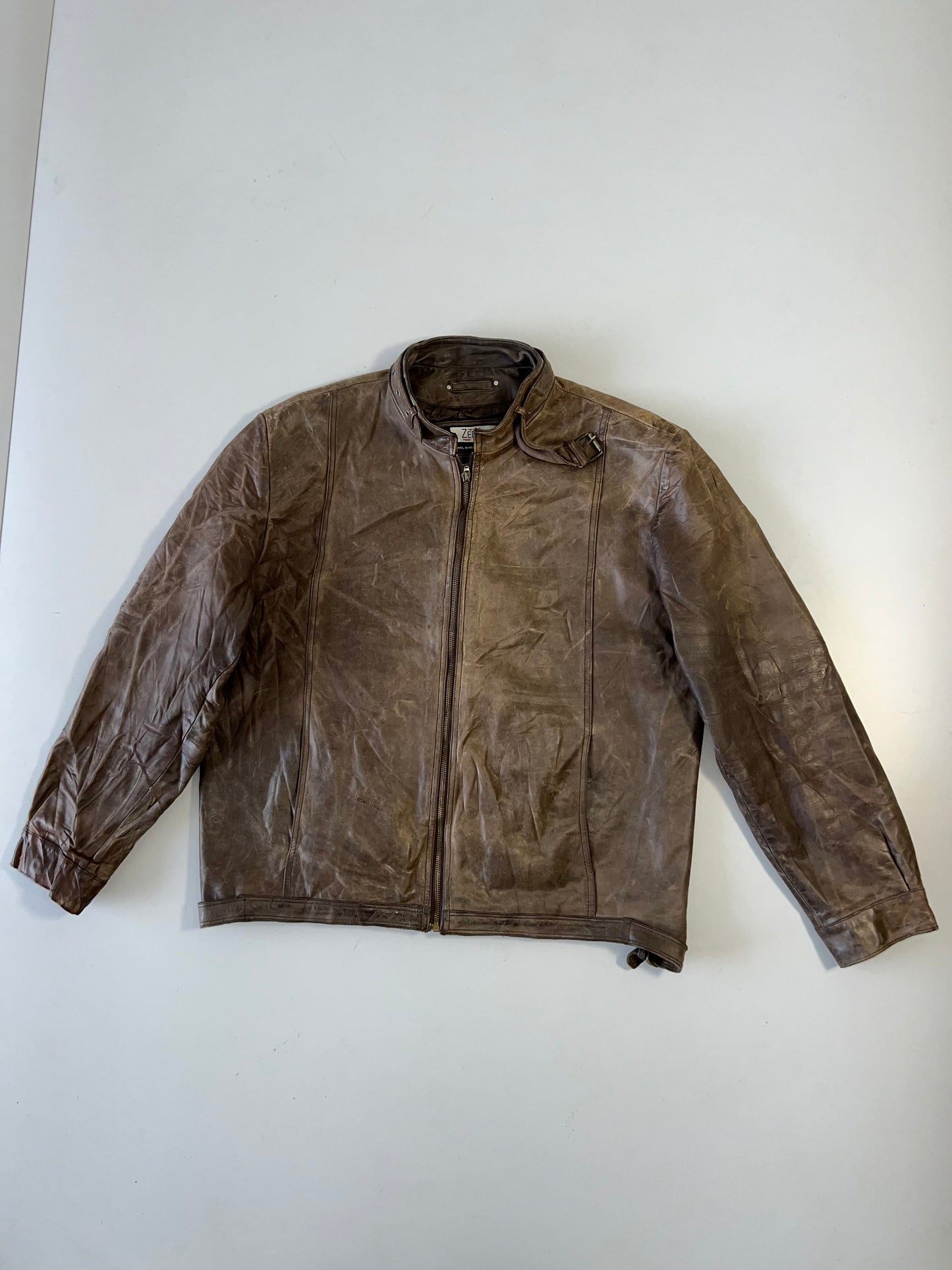 !                                                                                                                           Super Premium Original Leather (L/Xl)