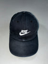 Nike Heritage86 Futura Washed Black Cap – White Embroidered Logo (Adjustable)