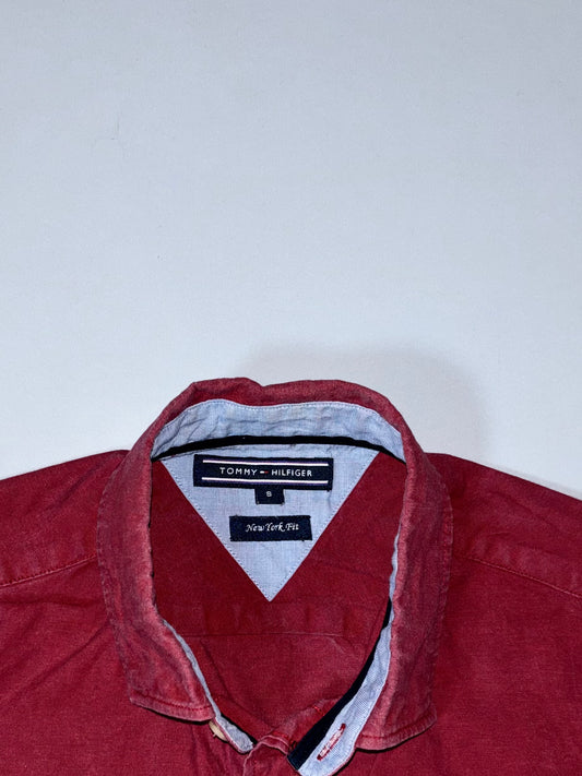 Tommy Hilfiger | Maroon New York Fit Button-Down Shirt | (S)