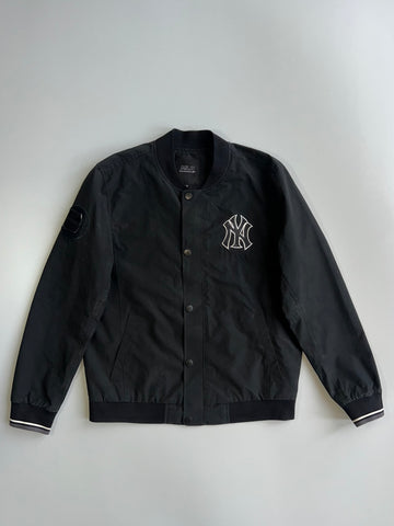 MLB New York Yankees Varsity Bomber Jacket (XL)