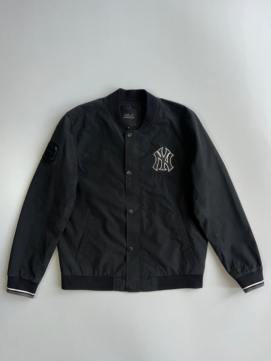 MLB New York Yankees Varsity Bomber Jacket (XL)