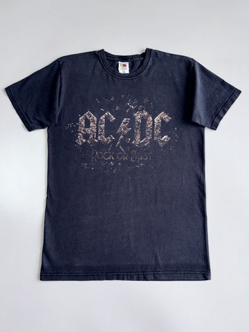 Vintage AC/DC Band’s Graphic Printed T-Shirt (S)