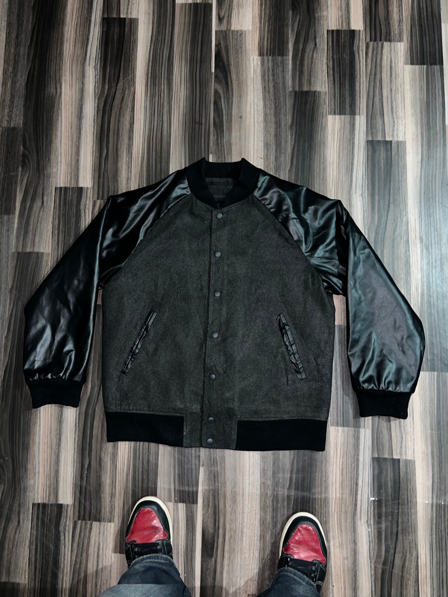 ZUNIQLO Original Leather Sleeve Jacket (L/XL)