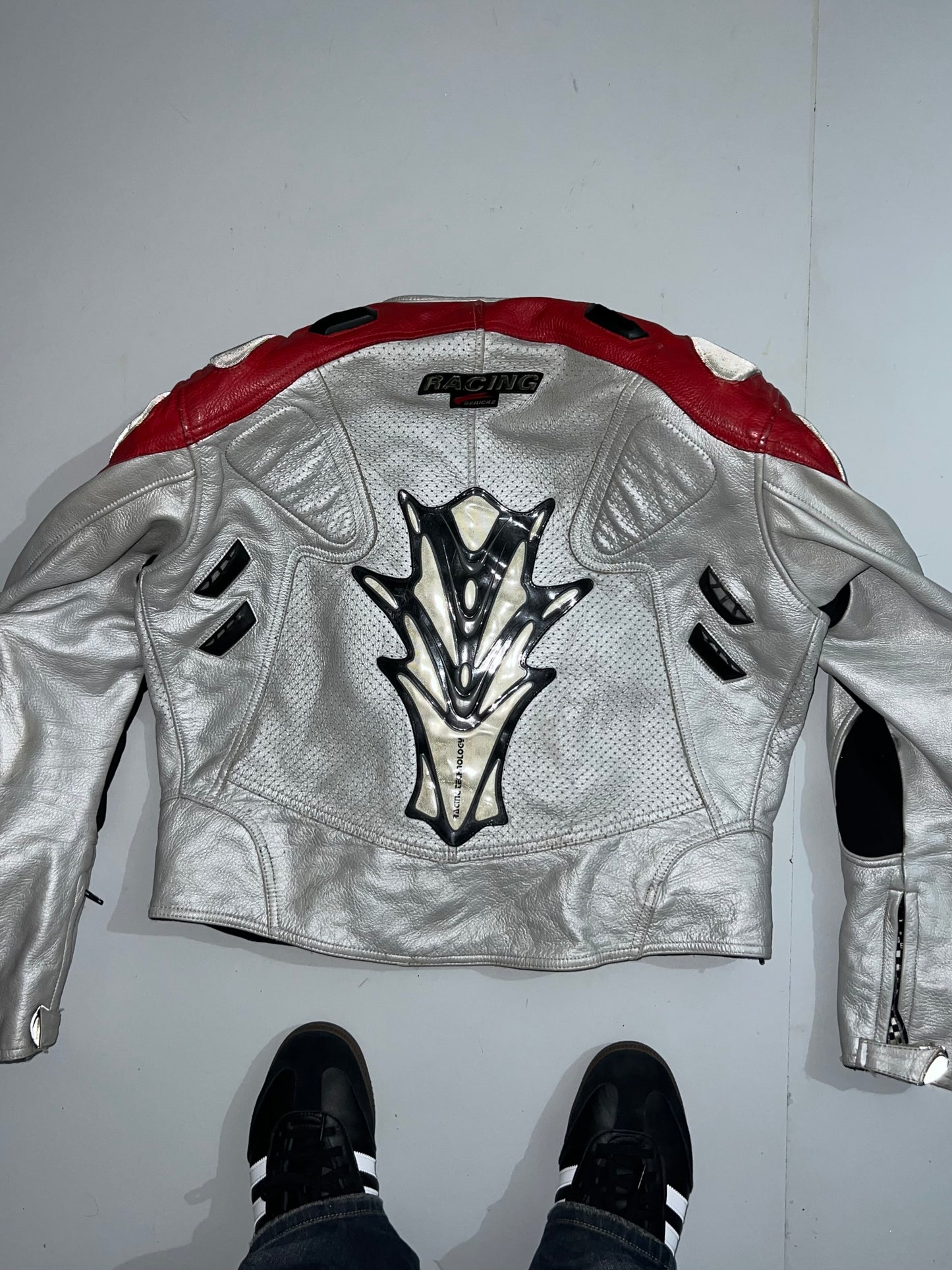 ZSuper Rare Original leather Jacket with Padding (S/M)