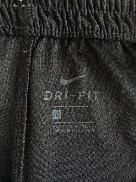 Vintage NBA Logo Basketball Shorts (W:33) (L:21)